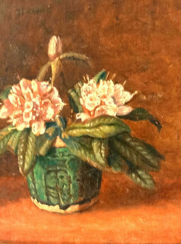 Nature morte au pot de gingembre avec des roses.