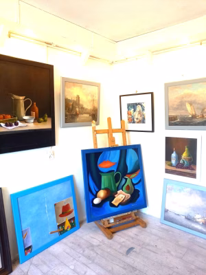 Drawing and painting classes.