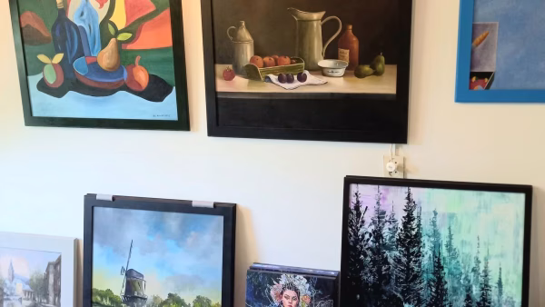 Kunst in opdracht: van lege muur naar een werk dat klopt